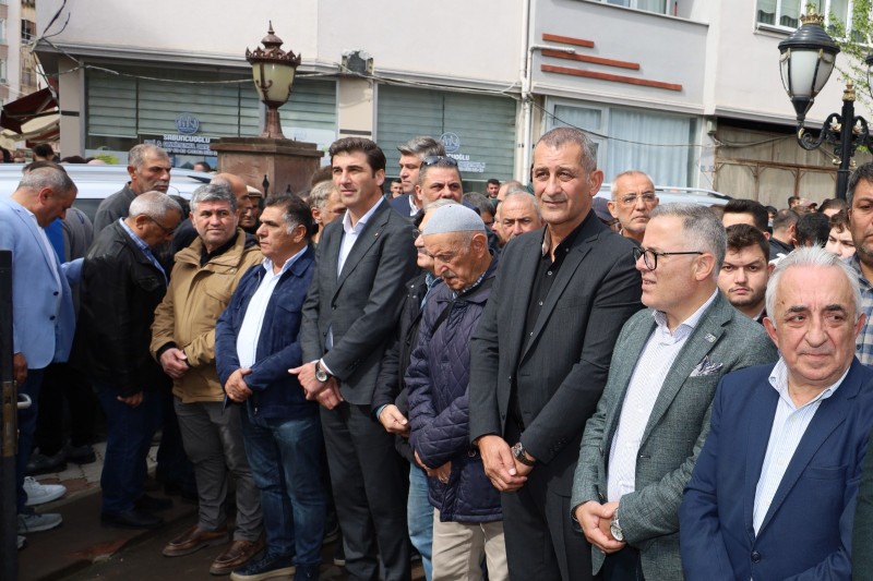 Eski DYP Bafra İlçe Başkanı Orhan Namlı Dualarla Defnedildi 